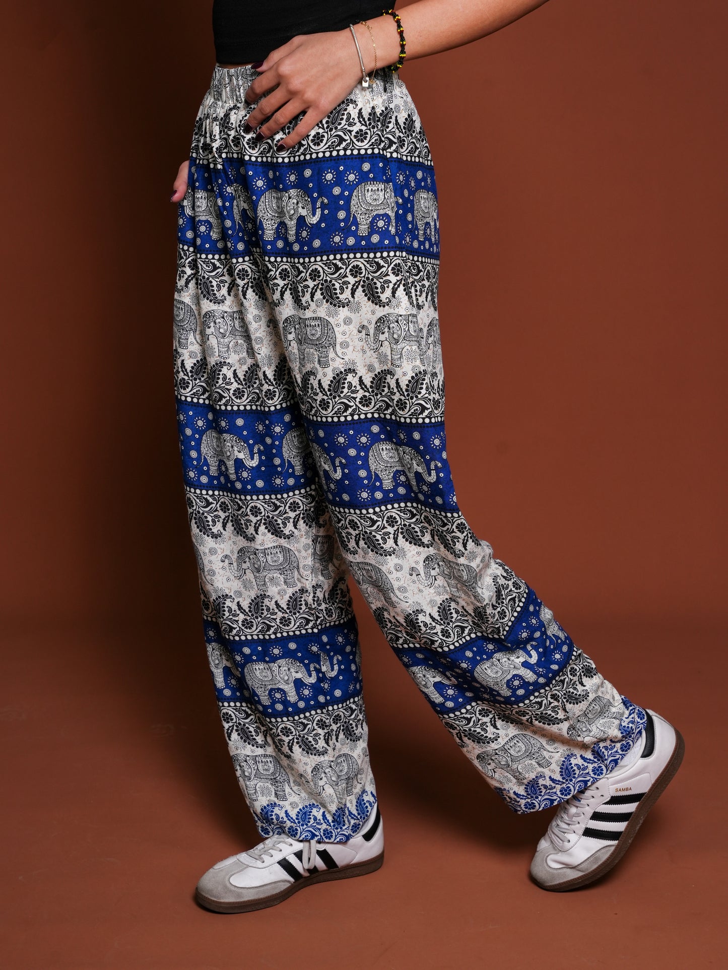 Njovu Blue